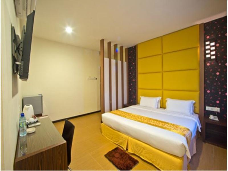 Hotel Zamburger Skudai Exterior photo